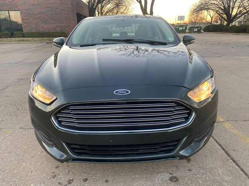2015 Ford Fusion SE - cars & trucks - by dealer - vehicle automotive... for sale in Wichita, KS