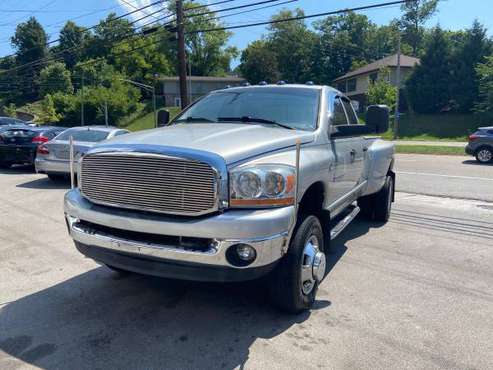 2006 Dodge Ram 3500 SLT!! - cars & trucks - by dealer - vehicle... for sale in Knoxville, TN