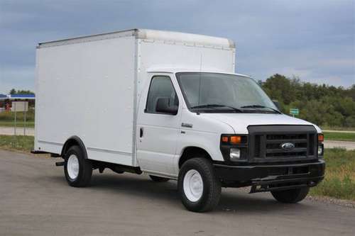 2012 Ford E-350 12ft Box Truck for sale in Green Bay, WI