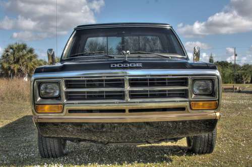 86' Dodge D-150 P/U - cars & trucks - by owner - vehicle automotive... for sale in Port Charlotte, FL