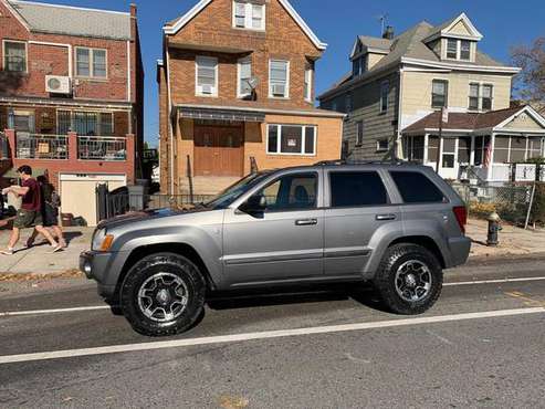 2007 Jeep Grand Cherokee Laredo - cars & trucks - by owner - vehicle... for sale in Brooklyn, NY