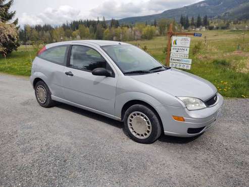 NEW PRICE: 2007 Ford focus two-door five-speed stick, silver - cars for sale in Bellingham, WA