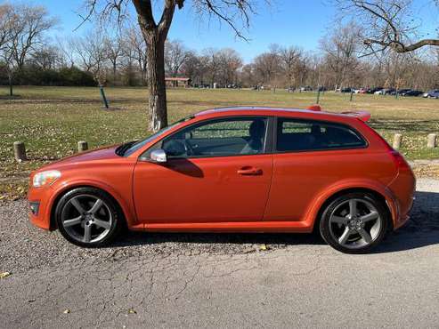 2011 VOLVO C30 T5 R-DESIGN FOR SALE - cars & trucks - by owner -... for sale in Chicago, IL