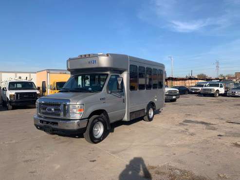 2012 Ford E350 bus - cars & trucks - by owner - vehicle automotive... for sale in Chicago, IL