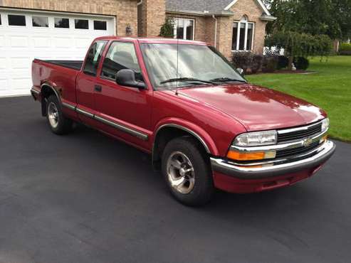 1998 Chevy S10 LS Extended Cab - cars & trucks - by owner - vehicle... for sale in Battle Creek, MI