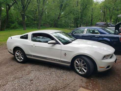 2010 Ford Mustang - cars & trucks - by owner - vehicle automotive sale for sale in Elk River, MN