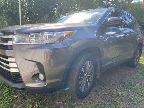 2019 Highlander XLE, third row, 8 seats - cars & trucks - by owner -... for sale in Kealia, HI
