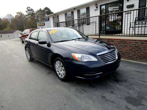 2014 Chrysler 200 4dr Sdn LX GUARANTEED CREDIT APPROVAL! - cars &... for sale in Burlington, NC