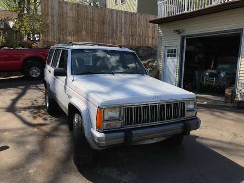 1992 Jeep Cherokee for sale in Milford, MI