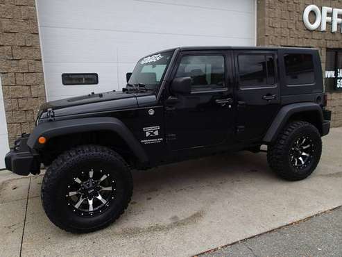 2009 Jeep Wrangler Unlimited 6 cyl, auto, lifted, hardtop, New 35's... for sale in Chicopee, CT