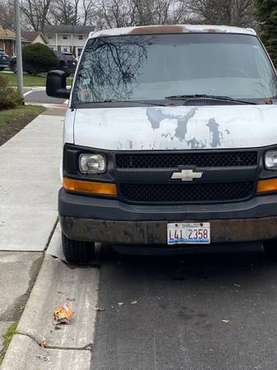 Chevy Express 1500 - cars & trucks - by owner - vehicle automotive... for sale in South Holland, IL