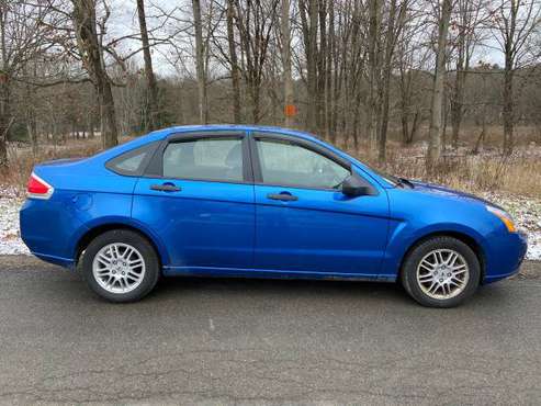 2011 Ford Focus - cars & trucks - by owner - vehicle automotive sale for sale in ENDICOTT, NY