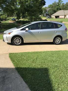 2016 Toyota Prius V 1 Owner - cars & trucks - by owner - vehicle... for sale in Benton, LA