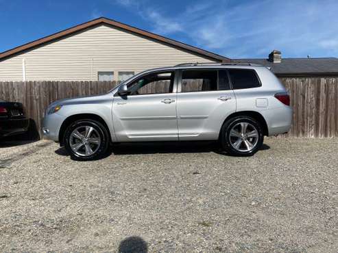 2010 Toyota Highlander SPORT - $990 DOWN - 3RD ROW SEATING / NEW... for sale in Cheswold, DE