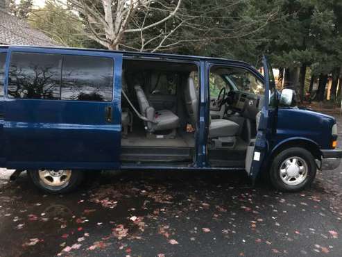 GMC Savana AWD - cars & trucks - by owner - vehicle automotive sale for sale in Hood River, OR