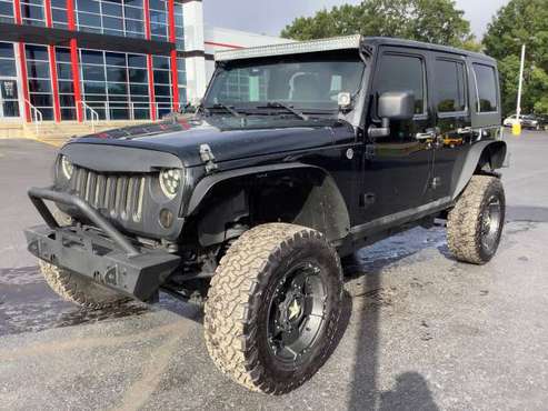 Clean! 2011 Jeep Wrangler Unlimited Sahara! 4x4! Accident Free!! -... for sale in Ortonville, MI