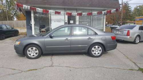 2009 Hyundai Sonata, Runs Great! Cold Air! Gas Saver! ONLY $3950!!!... for sale in New Albany, KY