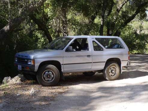 1987 Nissan Pathfinder for sale in Paso robles , CA