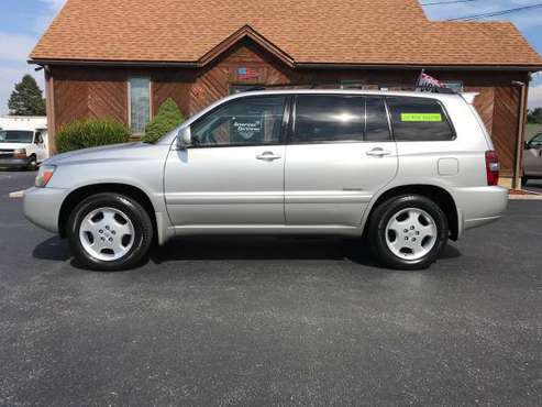 2006 Toyota Highlander - $490 DOWN - AWD / LEATHER / SUNROOF / 1-OWNER for sale in Cheswold, DE