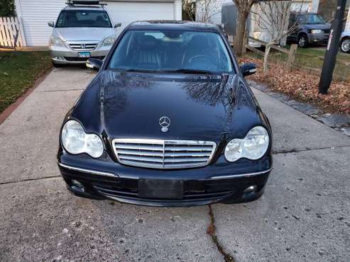 Mercedes C280 - cars & trucks - by owner - vehicle automotive sale for sale in Roselle, IL