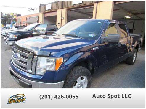 2010 Ford F150 SuperCrew Cab XL Pickup 4D 5 1/2 ft EZ-FINANCING! for sale in Garfield, NJ