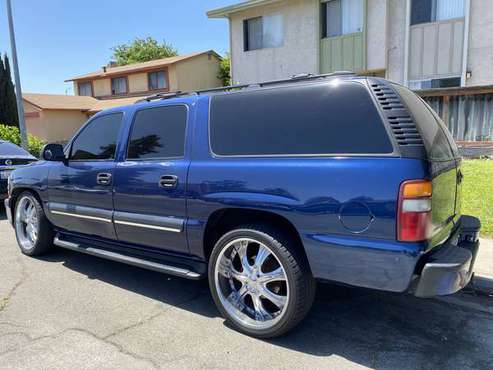 2001 Chevy suburban LOW mileage for sale in Fairfield, CA