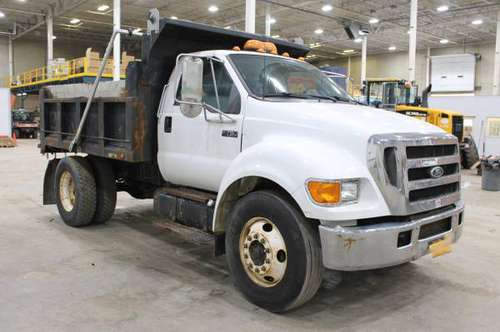 '05 Ford F750 XL Super Duty for sale in West Henrietta, NY