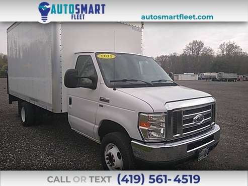2015 Ford E-Series Cutaway E350 Chassis Van 176 DRW for sale in Swanton, OH