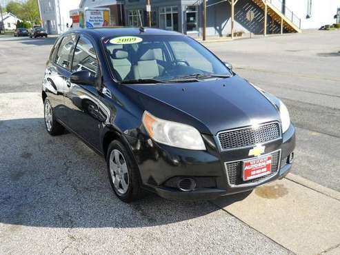 2009 CHEVROLET AVEO 5 - - by dealer - vehicle for sale in New Richmond, OH