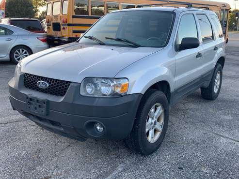 2006 Ford Escape XLT Sport AWD 4dr SUV - for parts or repairs for sale in Kenosha, WI
