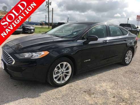 2019 Ford Fusion Hybrid SE - Special Vehicle Offer! - cars & trucks... for sale in Whitesboro, TX
