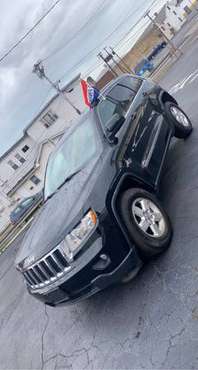 2013 Jeep Grand Cherokee $9000 - cars & trucks - by owner - vehicle... for sale in Buffalo, NY