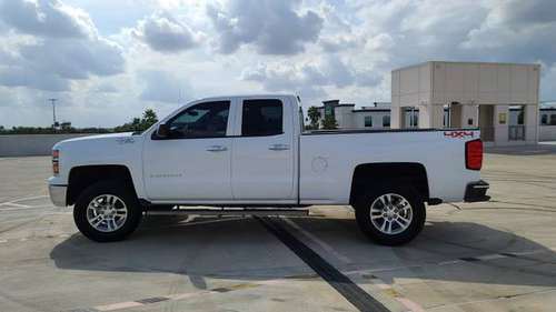 2014 Chevrolet Silverado 1500 4X4 - cars & trucks - by owner -... for sale in McAllen, TX
