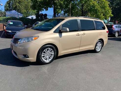 2012 Toyota Sienna XLE 8-Passenger*Back Up Camera*DVD Player*Financing for sale in Fair Oaks, CA