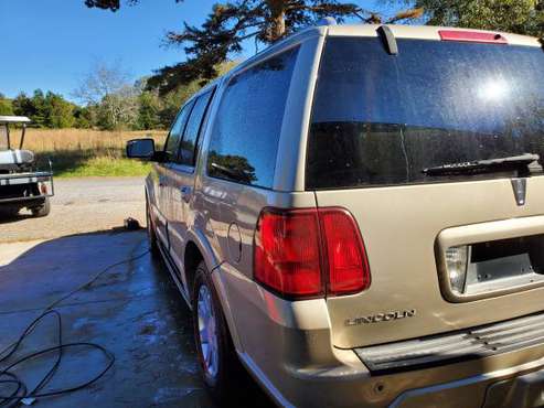 2004 lincoln navigator - cars & trucks - by owner - vehicle... for sale in Belton, SC