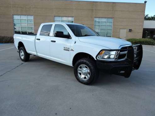 2017 DODGE RAM 2500 Tradesman 4x4 Crew Cab with Steel Spare Wheel for sale in Grand Prairie, TX