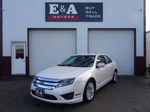 2011 Ford Fusion Hybrid FWD - cars & trucks - by dealer - vehicle... for sale in Waterloo, WI