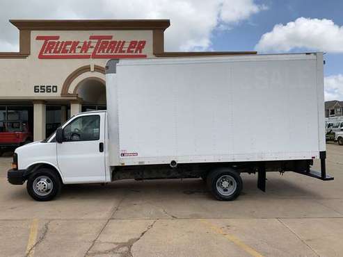 2013 Chevrolet 3500 15' Box Truck, Gas, Auto, 70K Miles, Loading Ramp, for sale in Oklahoma City, OK