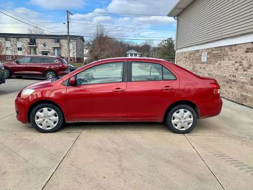 2007 Toyota Yaris - cars & trucks - by owner - vehicle automotive sale for sale in Cedar Rapids, IA