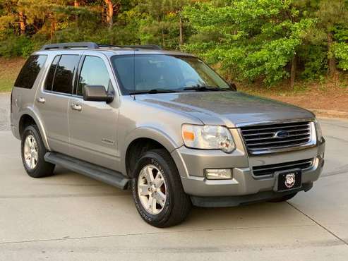 2008 Ford Explorer XLT V6 Sunroof Leather Loaded 3rd Row Clean for sale in Lawrenceville, GA