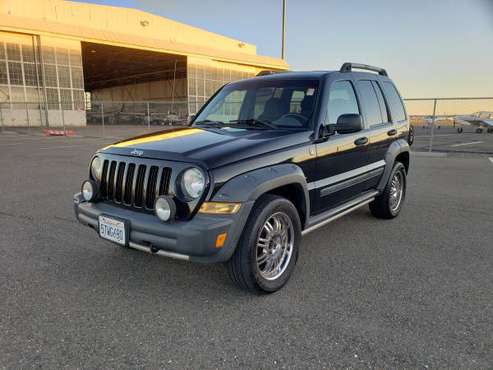 2005 Jeep Liberty Trail Rated 4x4 - cars & trucks - by owner -... for sale in Sacramento , CA