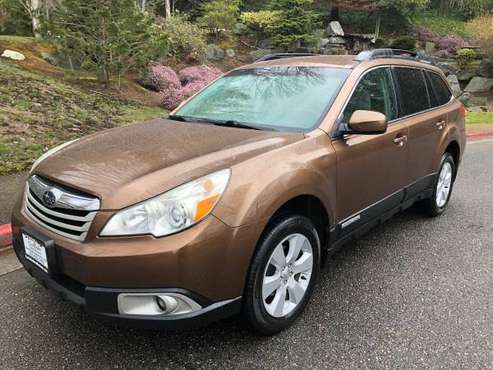 2011 Subaru Outback 2 5i Premium AWD - Low Miles, Clean title for sale in Kirkland, WA