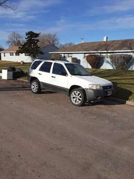 2002 escape 2500 obo - cars & trucks - by owner - vehicle automotive... for sale in Rapid City, SD