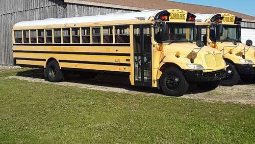 2006 IC DT466 6 CYLINDER TURBO DIESEL BUS ! 71 PASSENGER! ONE... for sale in Rock Falls, IL