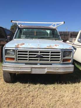 Ford 3/4 ton longbed work truck for sale in Elgin, AZ