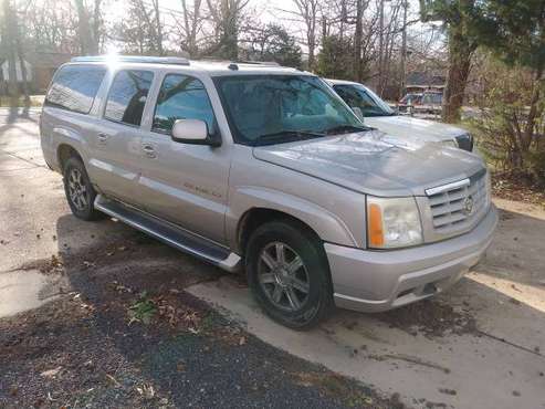 2004 cadillac Escalade ESV , 68500 miles, DVD - cars & trucks - by... for sale in Fort Washington, District Of Columbia