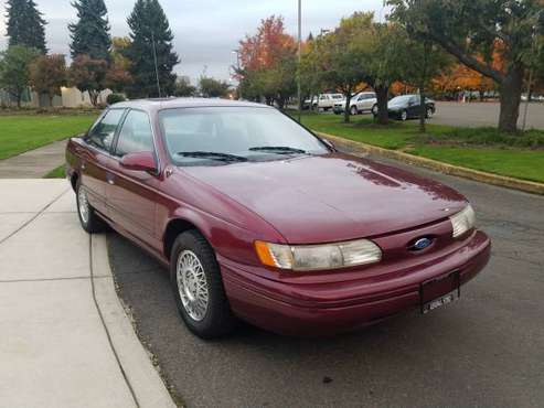 1993 Ford Taurus Grandpa's very low mile well kept vehicle "must see" for sale in Eugene, OR