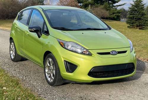 2013 Ford Fiesta Titanium - cars & trucks - by owner - vehicle... for sale in South Lyon, MI