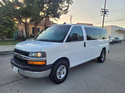2017 chevrolet Express 3500 for sale in Los Angeles, CA