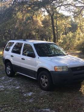 Great 5speed 2003 Ford Escape - cars & trucks - by owner - vehicle... for sale in Fort Mc Coy, FL